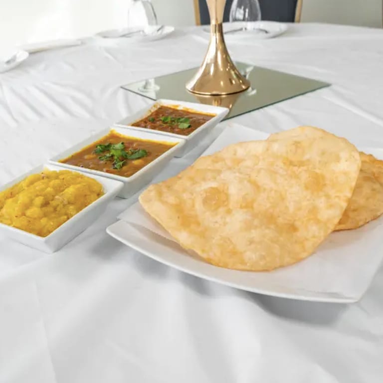 Delicious Halwa Puri: A Pakistani Breakfast Favorite